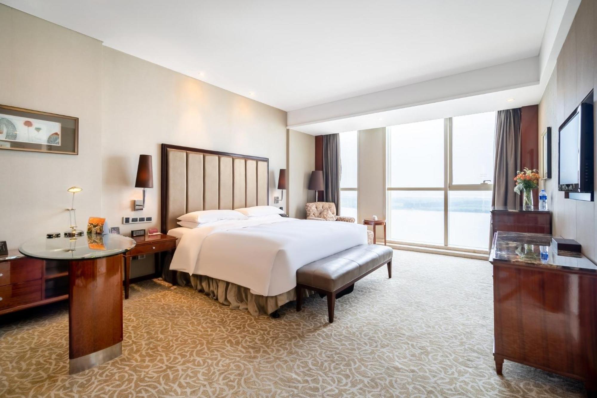 Hotel Crowne Plaza Zhenjiang By Ihg Extérieur photo