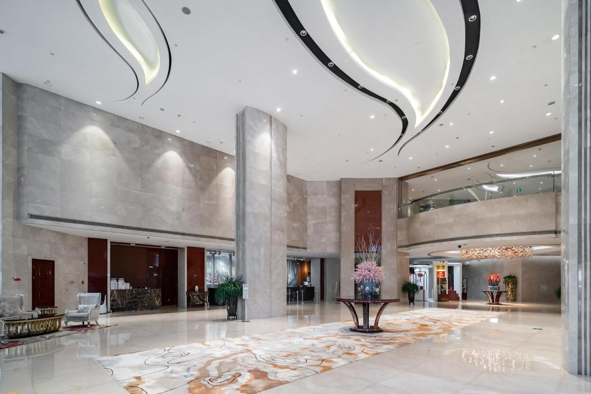 Hotel Crowne Plaza Zhenjiang By Ihg Extérieur photo