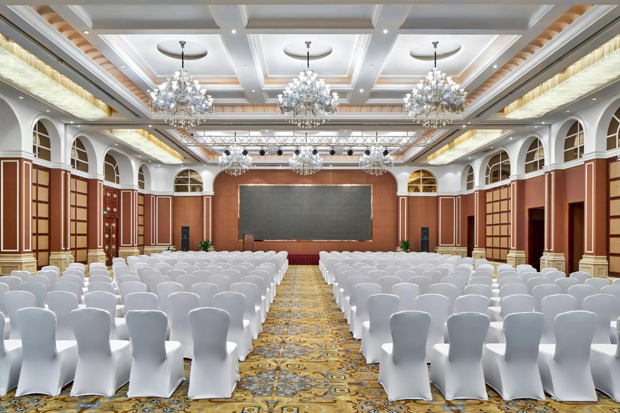 Hotel Crowne Plaza Zhenjiang By Ihg Extérieur photo
